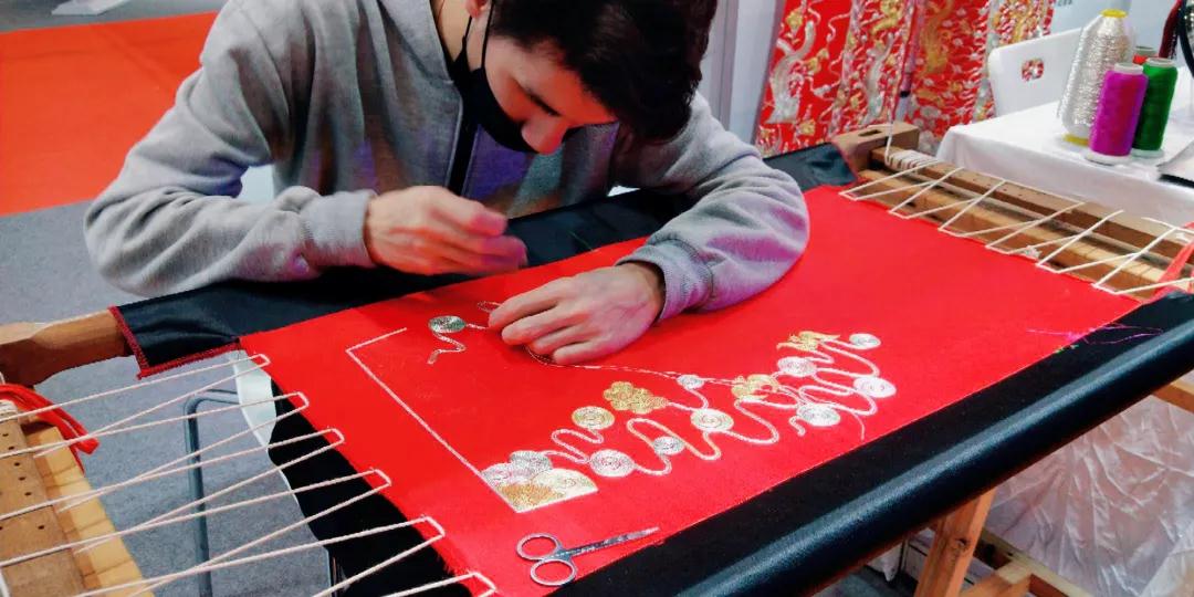 1556186443120902.jpg 1556186443120902.jpg